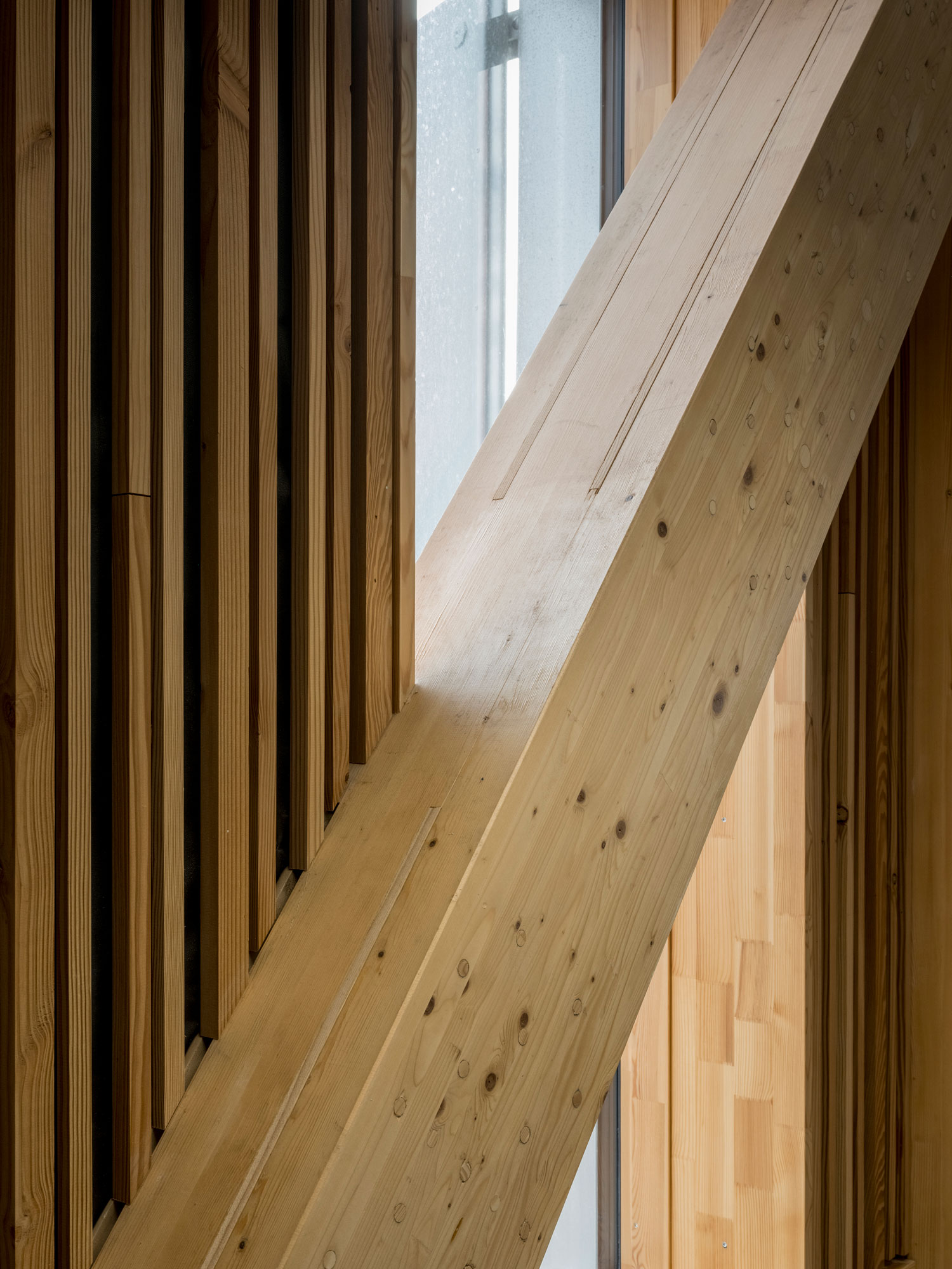 Rasmus_Hjortshoj__TRAE_Aarhus_WEB-173_small